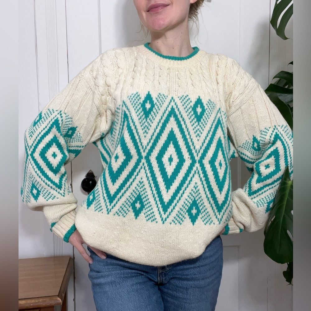 Vintage Geometric Knit Sweater USA Made Cream Teal Southwestern M